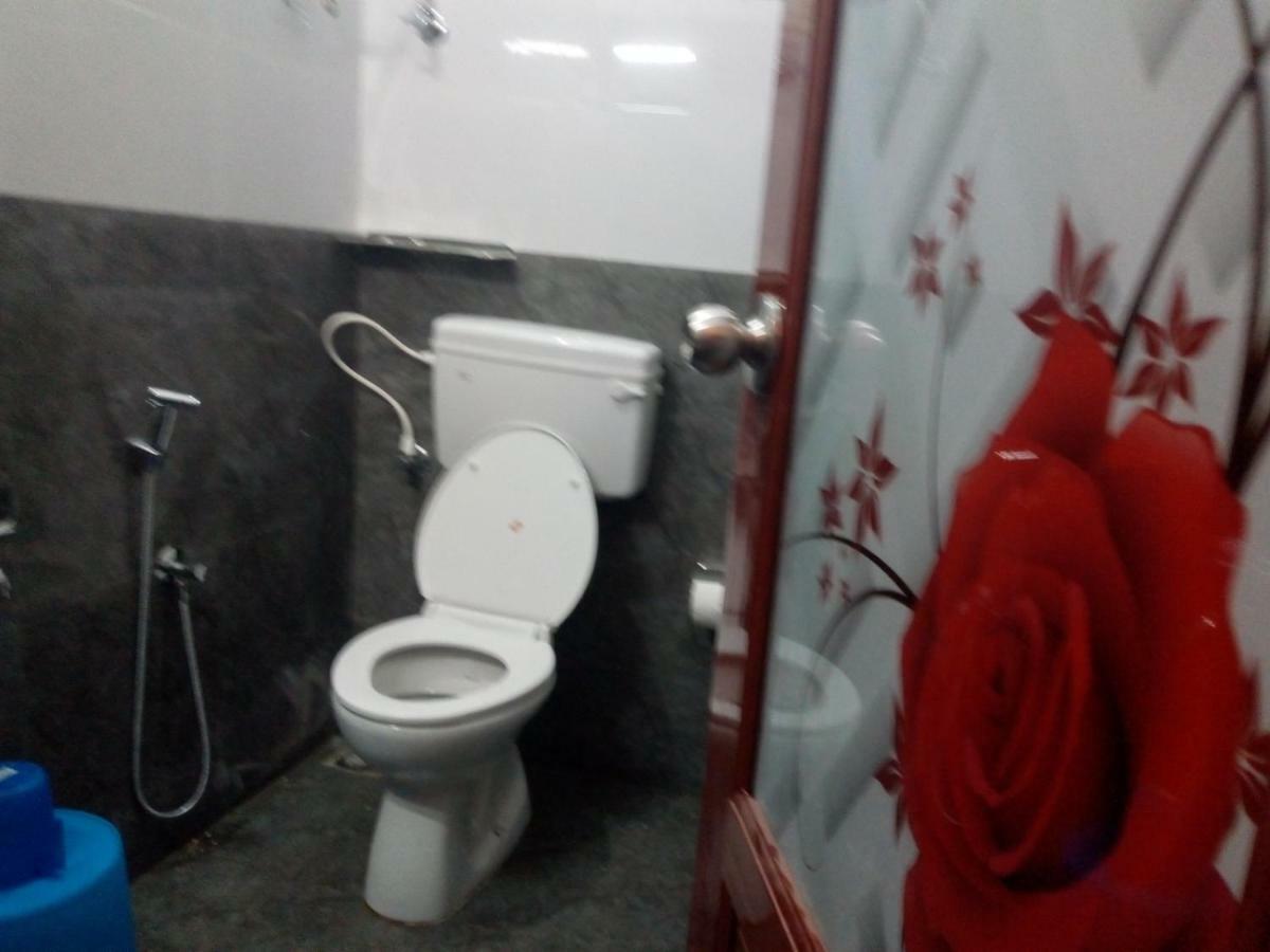 Friends Valley Home Stay Kattappana Екстериор снимка