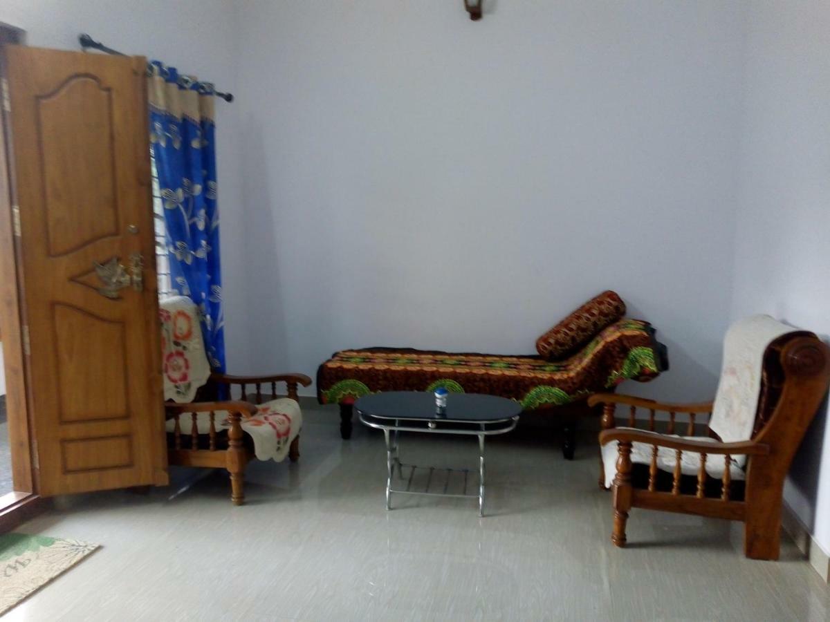Friends Valley Home Stay Kattappana Екстериор снимка